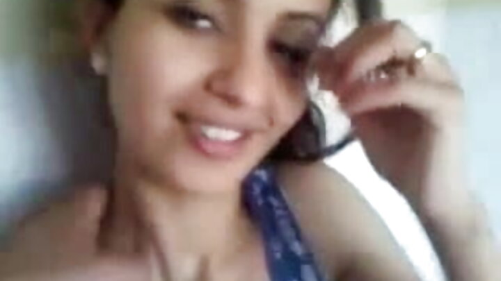 Pornô caseiro onde uma garota transa com o vizinho