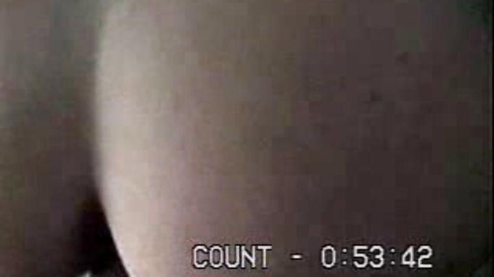 Pornô com ejaculação interna onde uma russa transa com um cara