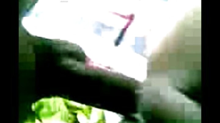 Casal russo fazendo sexo com ejaculação interna