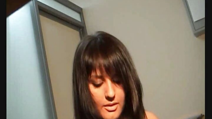Sexo hardcore onde Jill Cassidy transa com um cara negro