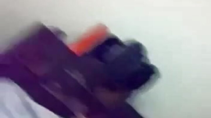 Um russo rico transa com uma prostituta de luxo
