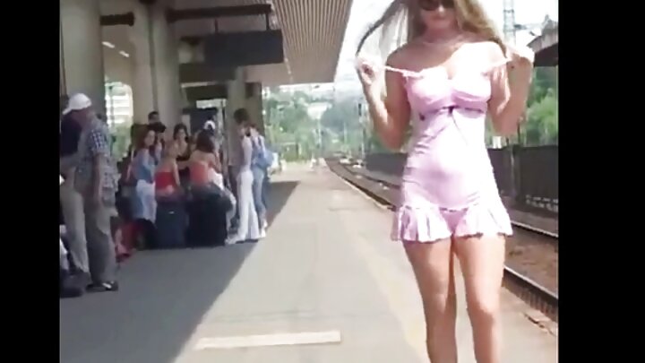 Uma garota se entregou ao seu meio-irmão por pena