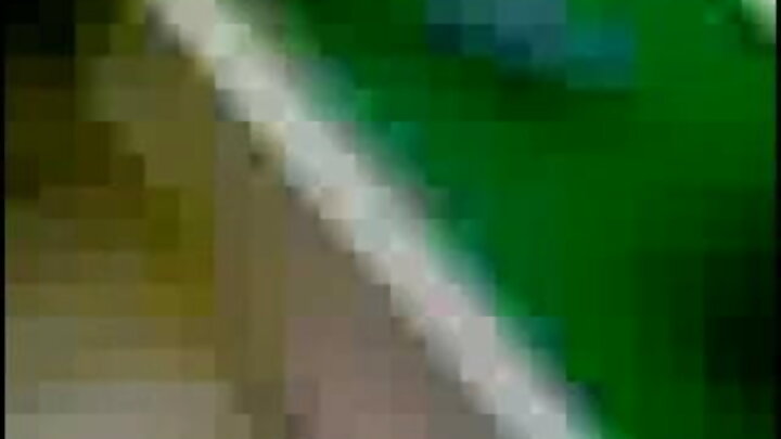 Um cara fodeu uma gostosa no cu ao ar livre