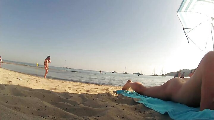 A gostosa Liz Jordan é fodida no cu por um cara