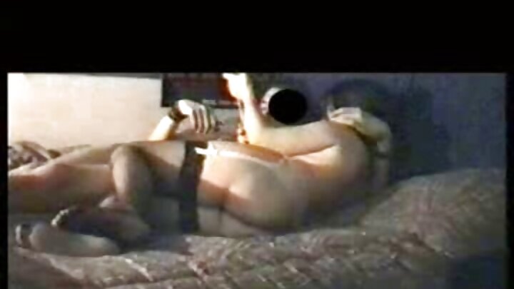 Pornô bonito onde uma garota transa com um rapaz