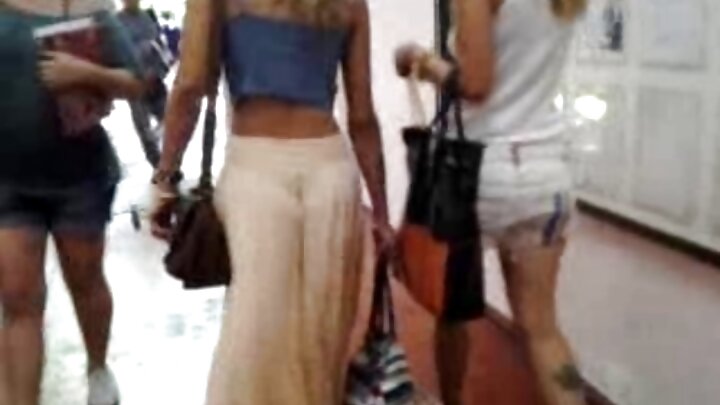 Negro transa com a mãe gorda do amigo