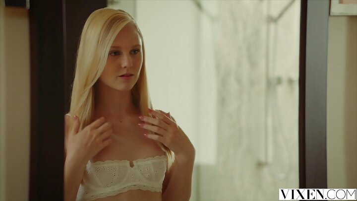 Pornô russo onde um cara transa com uma garota